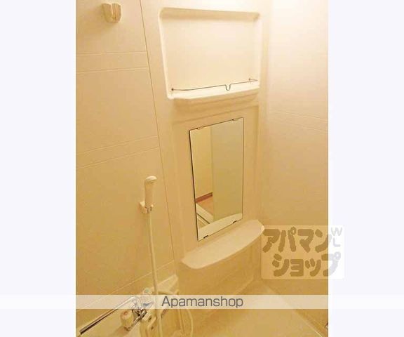 コンフォーレ栗栖野の内装写真