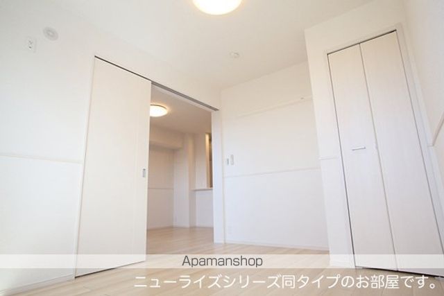 ロイヤルハイツAの内装写真