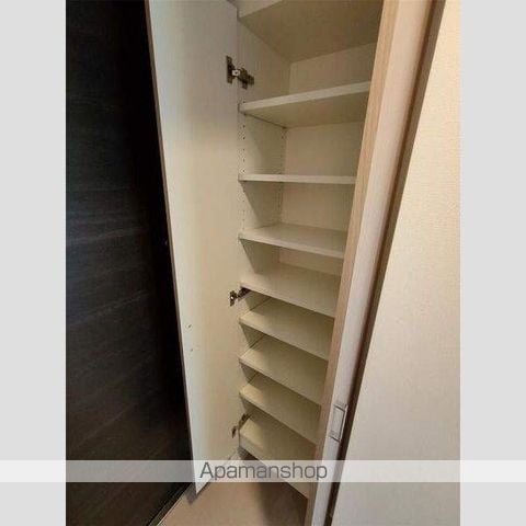 SーRESIDENCE高井田BELETAの内装写真