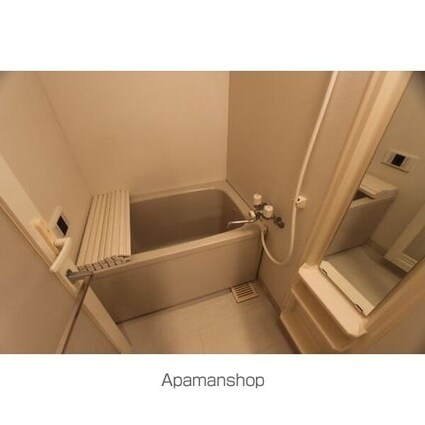 コートヒルズ[2K/30.38m2]のバス