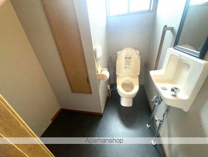万能倉タカノ貸家[5LDK/132.7m2]のトイレ
