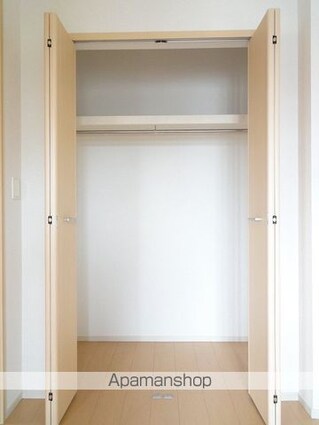 コンシェリアＢ[2LDK/57.19m2]の収納