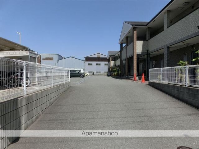 和歌山県和歌山市湊[1DK/36.71m2]の駐車場