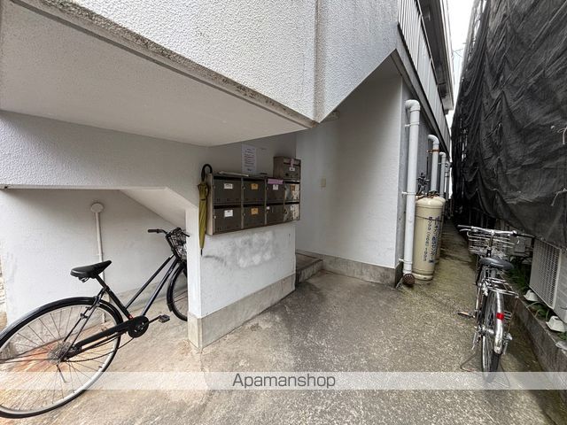 アイリス下荒田の玄関写真