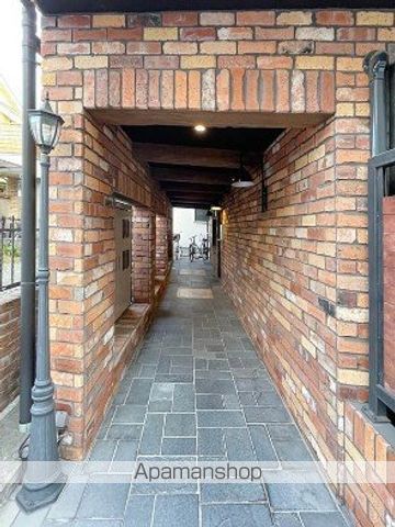 THE OXFORD FLATの玄関写真