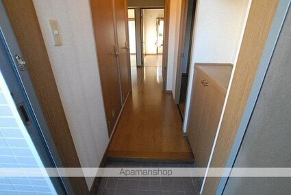 マンショングランヴェール２号館[3K/55.25m2]の玄関
