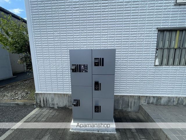 アンプルール フェール YAHAGIの内装写真