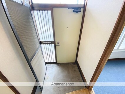 コーポサンシ２号棟[2LDK/49.33m2]の玄関