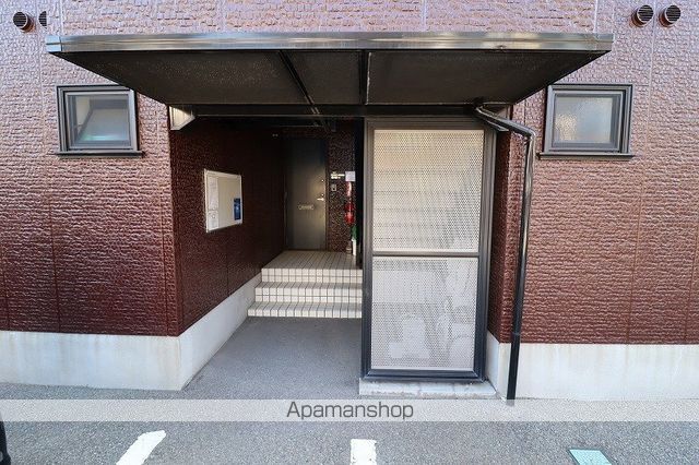 コートルミエール A棟の玄関写真