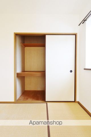 フォブール西須賀の内装写真