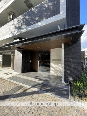 プレイス白壁の玄関写真