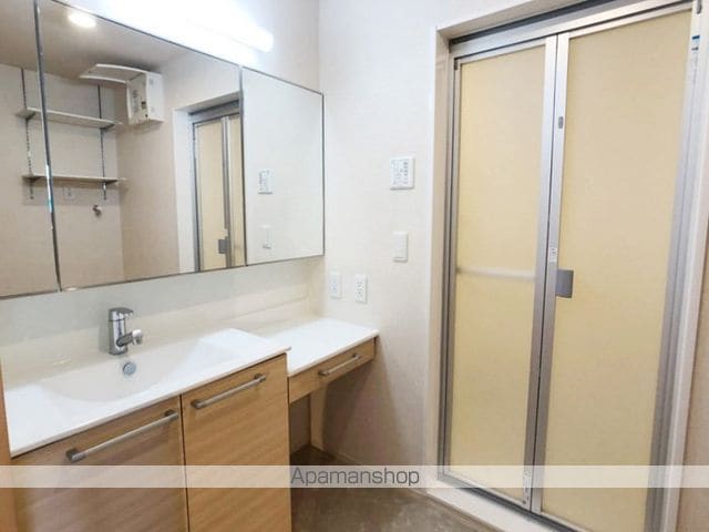 和歌山県和歌山市出水[2LDK/58.37m2]の洗面所