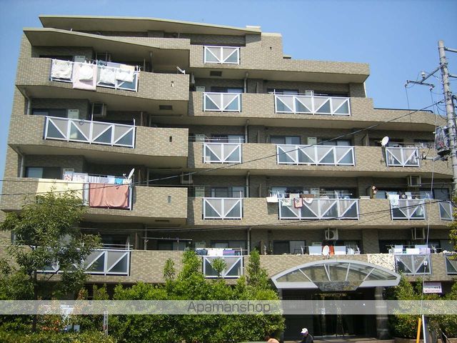 クリスタルライトハウスの外観写真