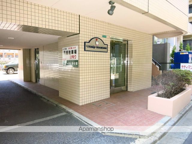 テディマンションの玄関写真