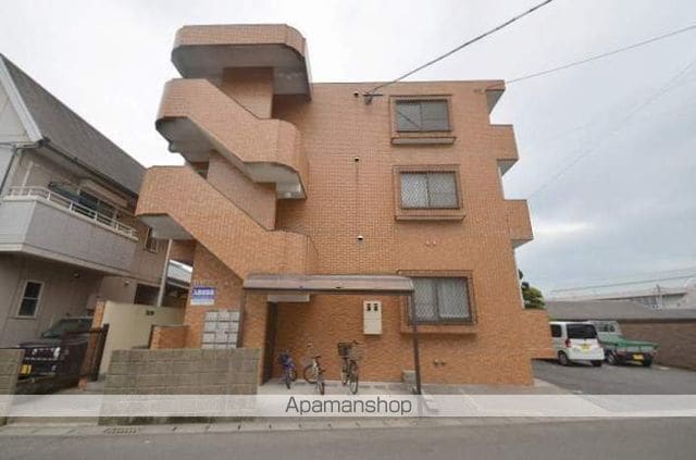 持増マンションの外観写真