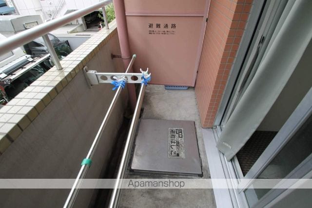 ミールズ江坂の内装写真