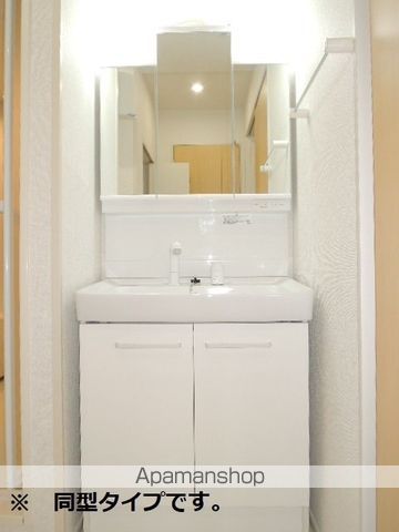 アーバングレイスVIIIの内装写真