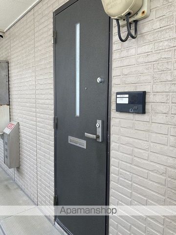 メゾンラメールの玄関写真