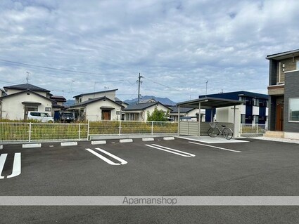 コージーコート[1LDK/40.02m2]の駐車場