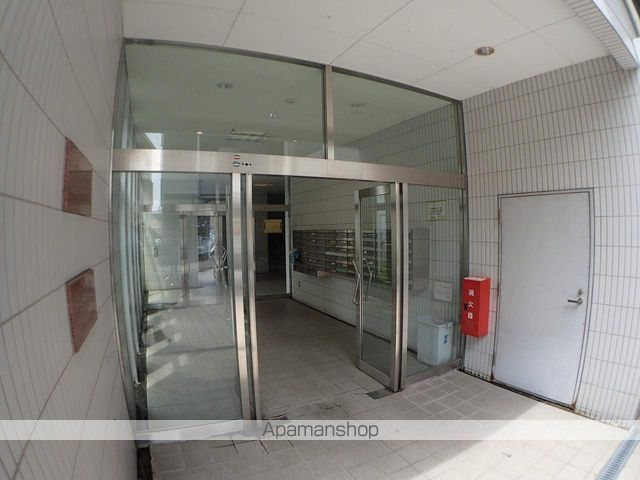 グリーンピア東寝屋川の玄関写真