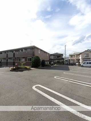 ラッフィナート[1LDK/42.8m2]の駐車場