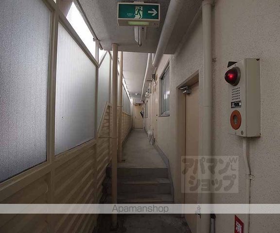 今出川マンションの外観写真