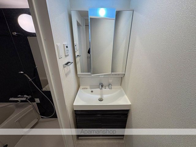 CREST COURTE 江坂垂水町の内装写真
