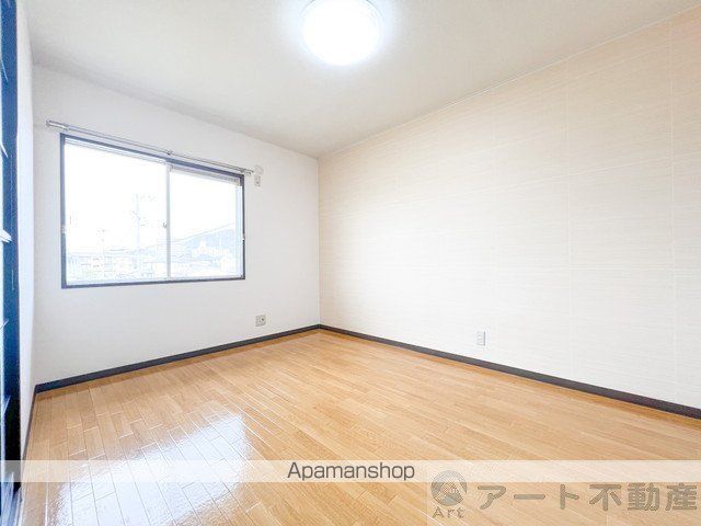 フレグランス南久米 F棟の内装写真
