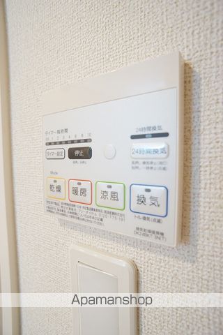 袋井市 2階建 築9年の内装写真