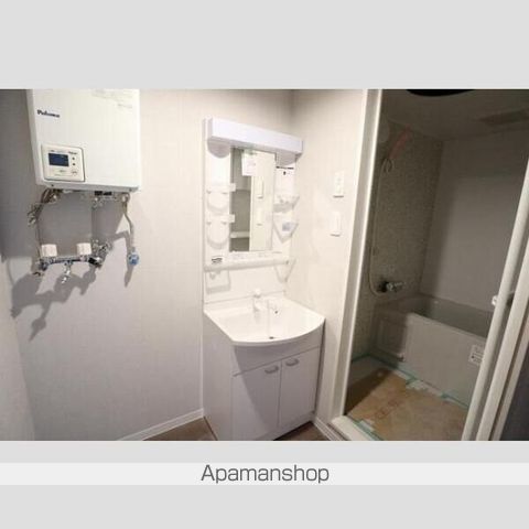 Bills Nakanoshimaの内装写真