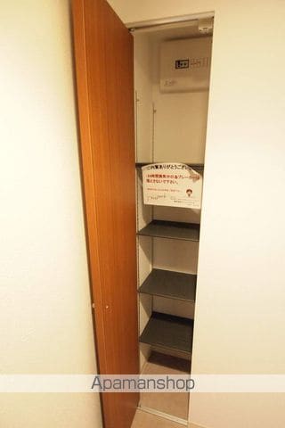 Y’S月寒西の内装写真