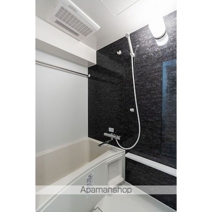 コンフォリア・リヴ北新宿[1DK/25.1m2]のバス