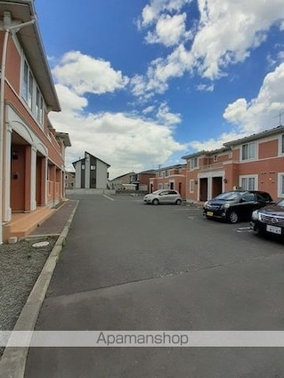 アルモニー・メゾンＡ棟[1LDK/51.13m2]の駐車場