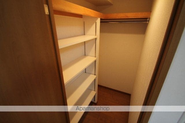 エステムヒルズ新大阪の内装写真