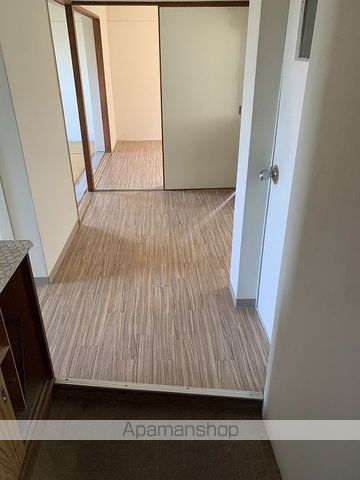 本四備讃線 坂出駅 徒歩66分 4階建 築53年の内装写真
