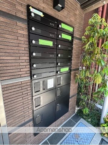 クリアル落合南長崎の内装写真