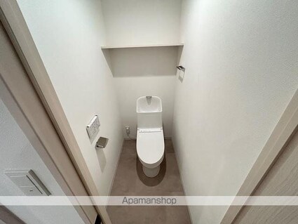 ＬｉｖｅＦｌａｔ西荻窪[3LDK/68.64m2]のトイレ