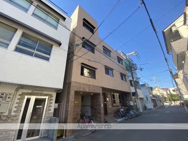 クリスタル勝山の外観写真