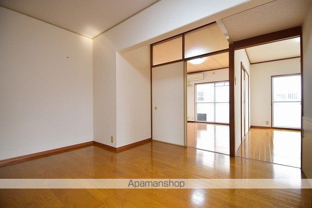 グリーンパーク天野の内装写真