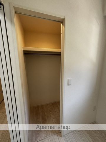SERENITESHINOSAKAGRANDESUDの内装写真