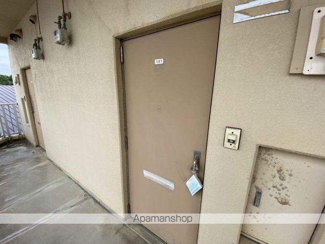 ビバリアIの玄関写真