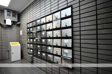 ＬＩＢＲＥ　清水の森[店舗/107.95m2]の共用部4