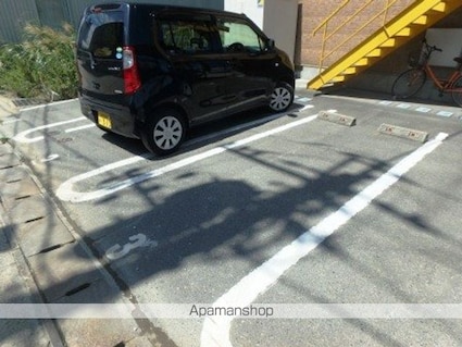 ファーストクラス県立大学前[1K/22.17m2]の駐車場3