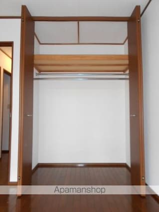 サンライズ万葉Ａ棟[2LDK/55.85m2]の収納