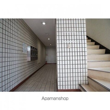 東京都豊島区南大塚１丁目[1R/19m2]のエントランス
