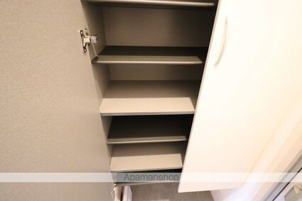 ネオハイツサギヌマＩＩ[2LDK/51.1m2]の玄関