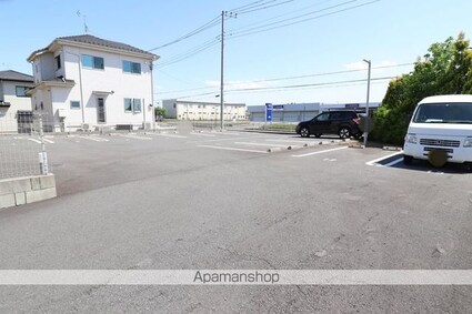 アイリス[1LDK/40.29m2]の駐車場