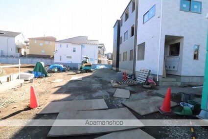 ＣＡＳＡ　ＬＥＯＮＥ[1LDK/42.31m2]の駐車場2