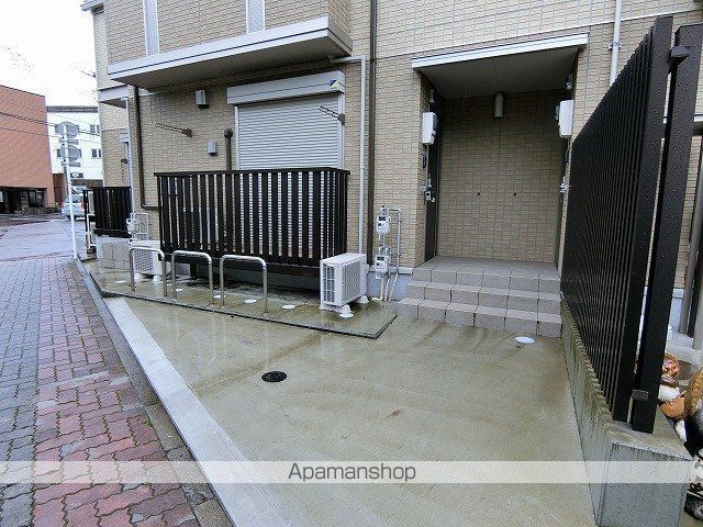 リバーガーデン壱番の玄関写真