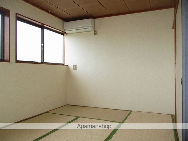 岡村ハイツの内装写真